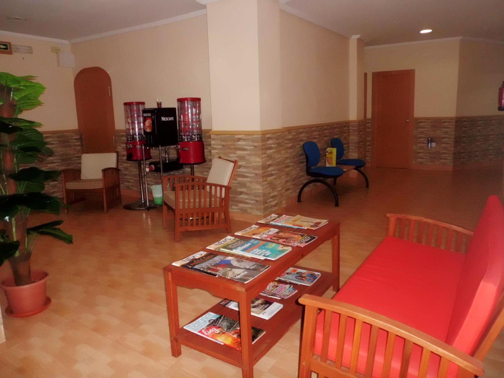 Hostal Abastos Валенсія Екстер'єр фото
