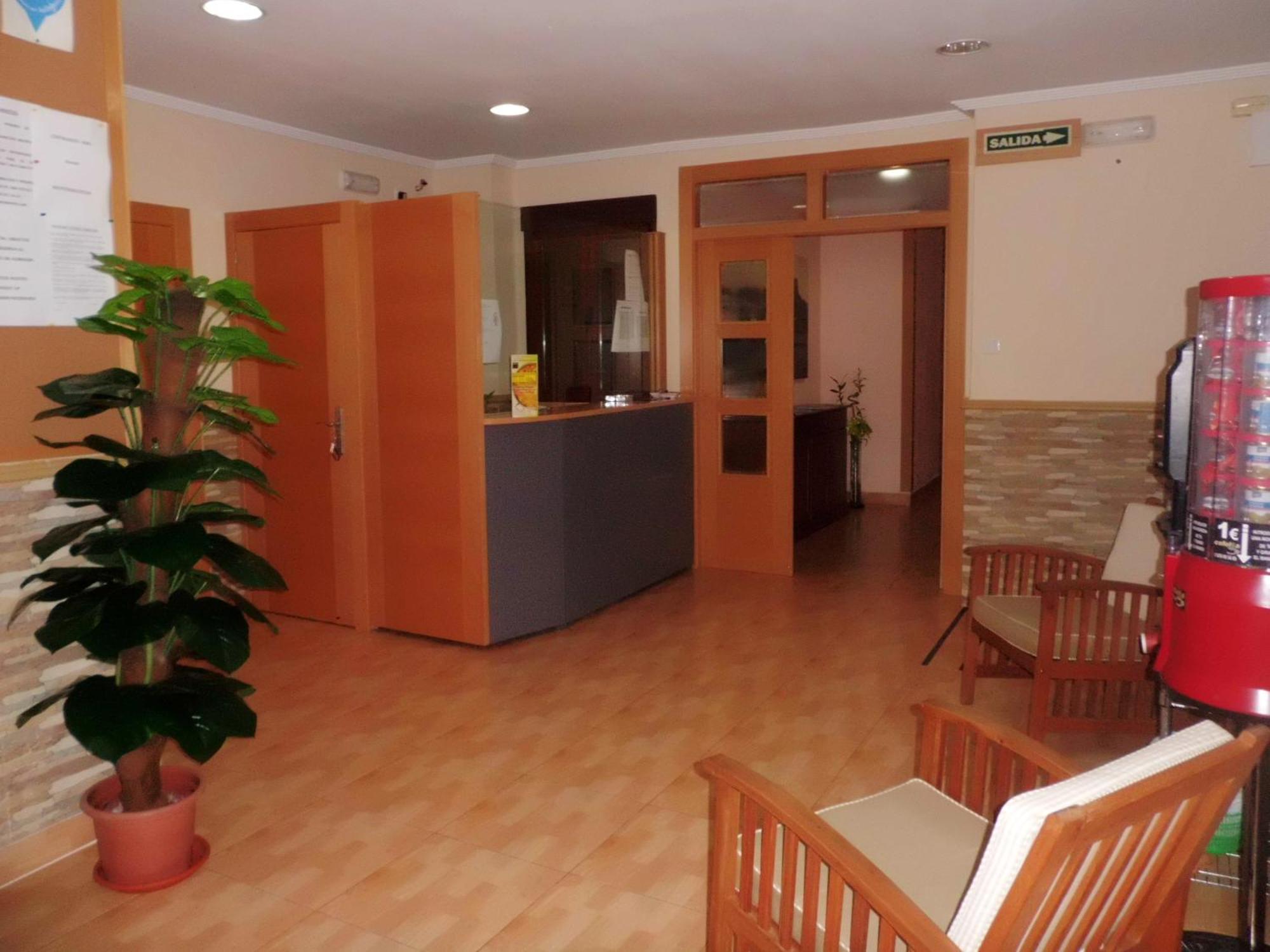 Hostal Abastos Валенсія Екстер'єр фото