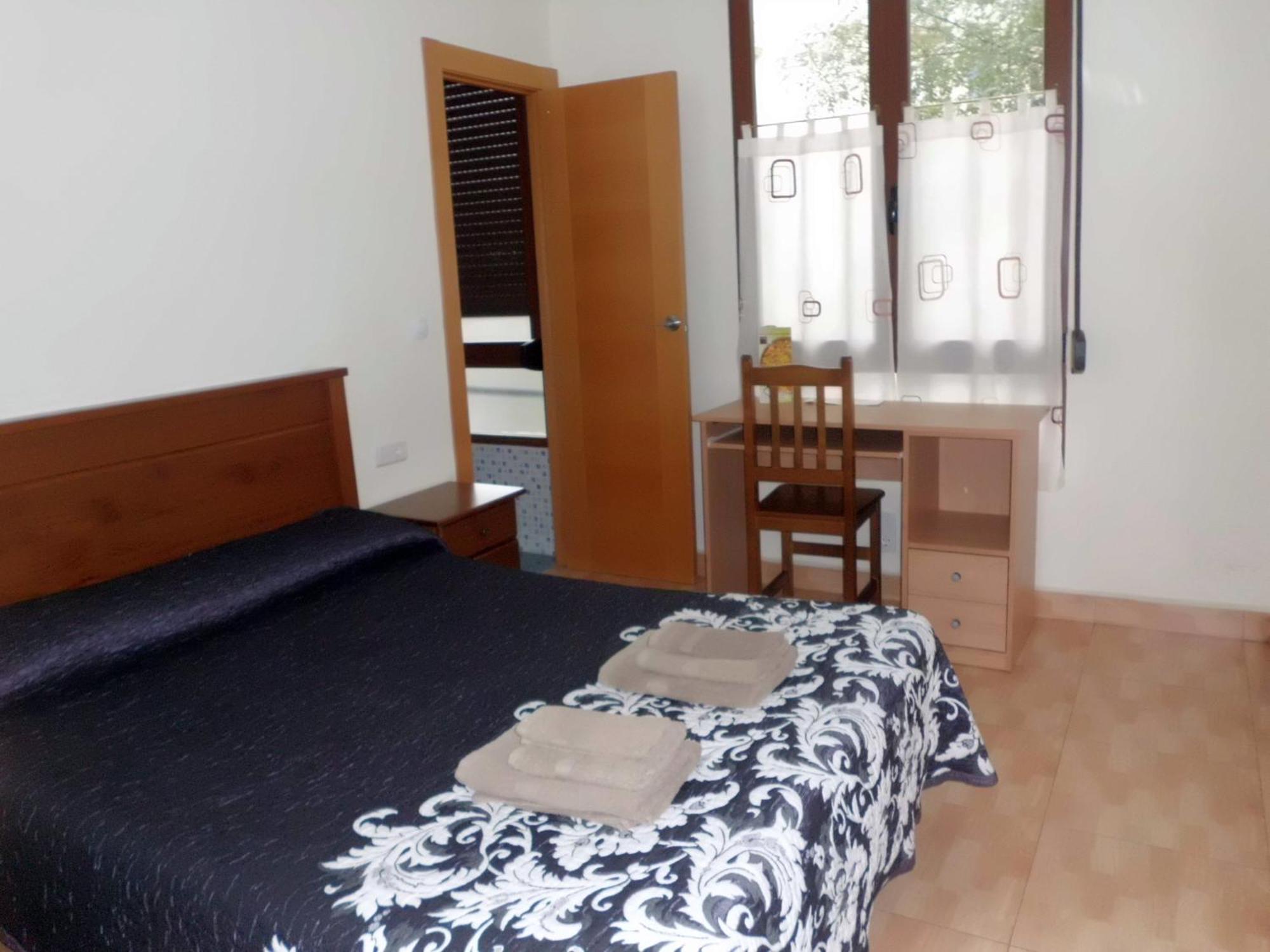 Hostal Abastos Валенсія Екстер'єр фото