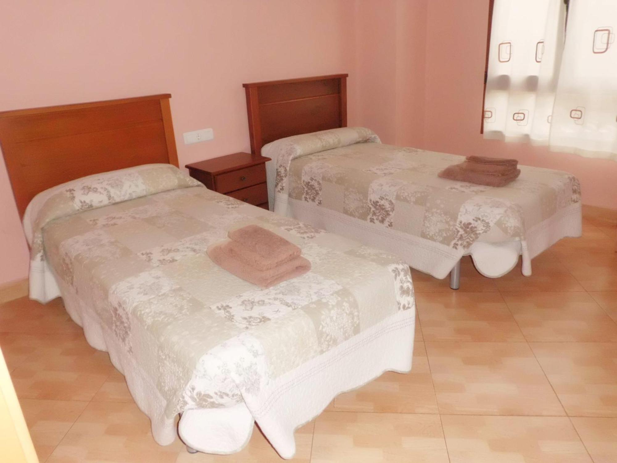 Hostal Abastos Валенсія Екстер'єр фото