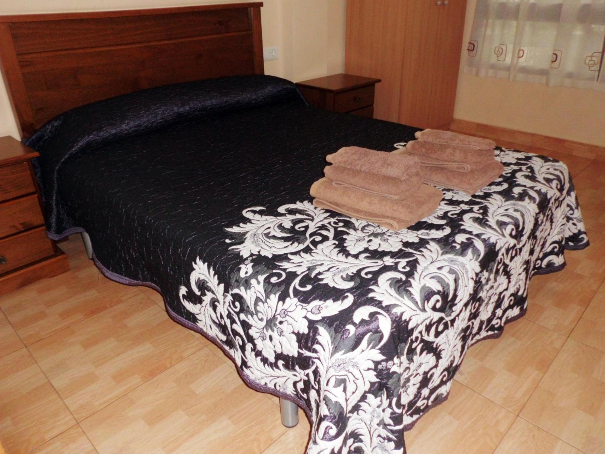 Hostal Abastos Валенсія Екстер'єр фото