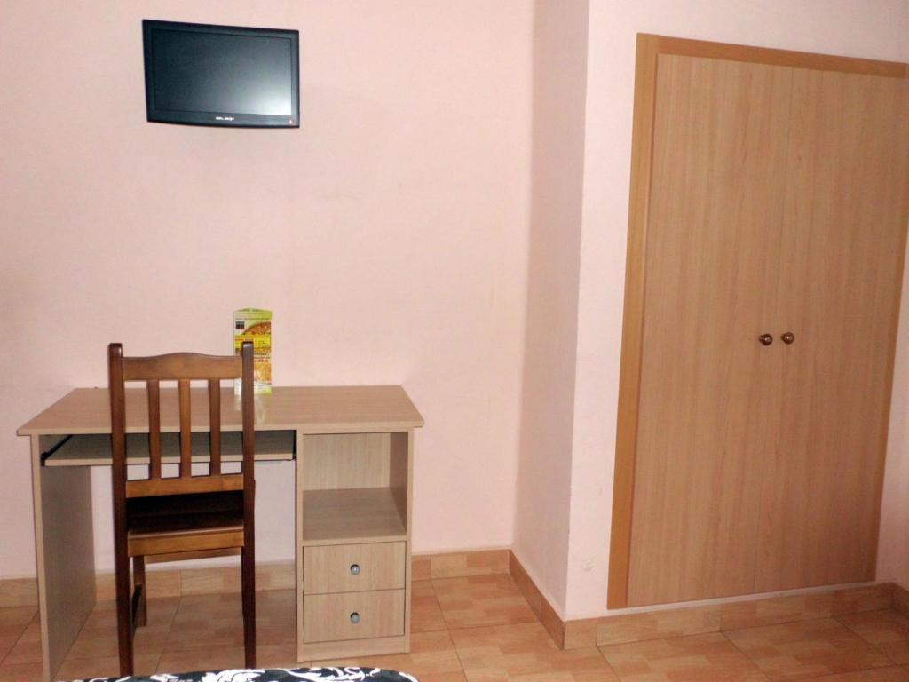Hostal Abastos Валенсія Екстер'єр фото