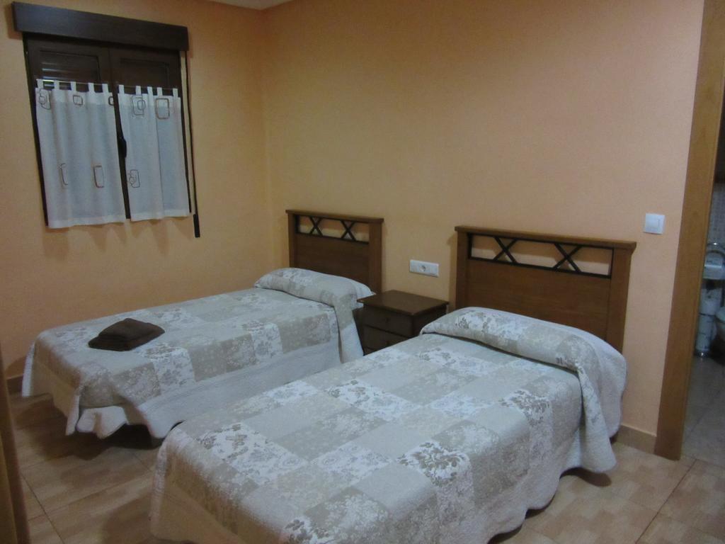 Hostal Abastos Валенсія Екстер'єр фото